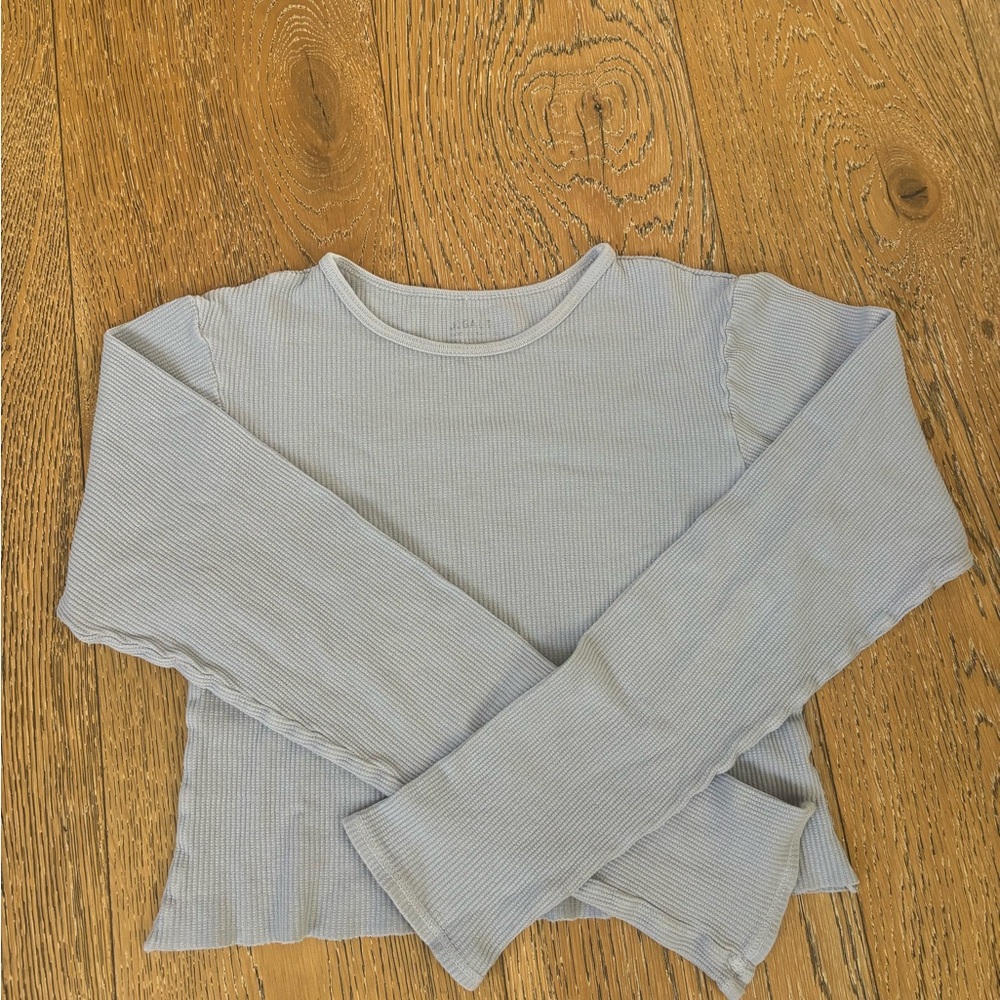 Brandy Melville Blue Long Sleeve Cropped Tee